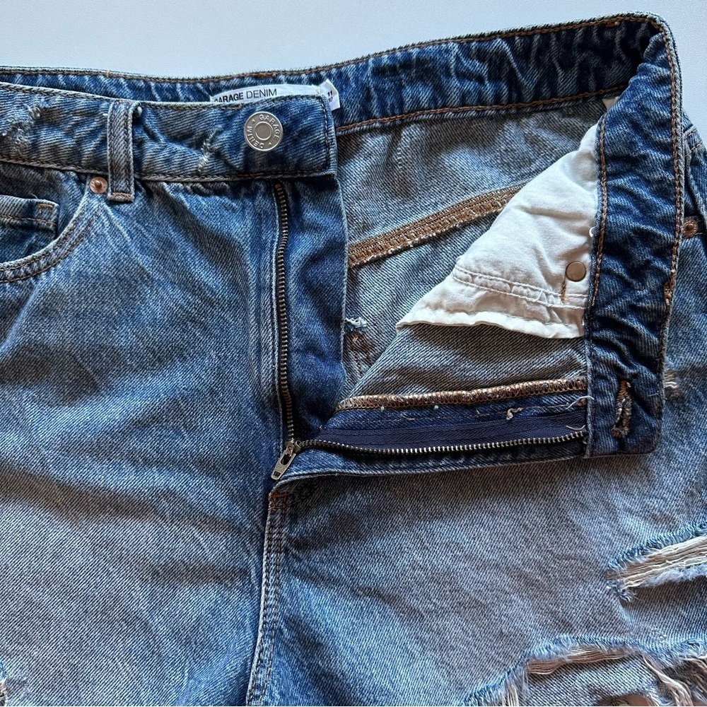 Garage Denim Festival Distressed Blue Jean Short High Waisted Light Wash 11 (30)